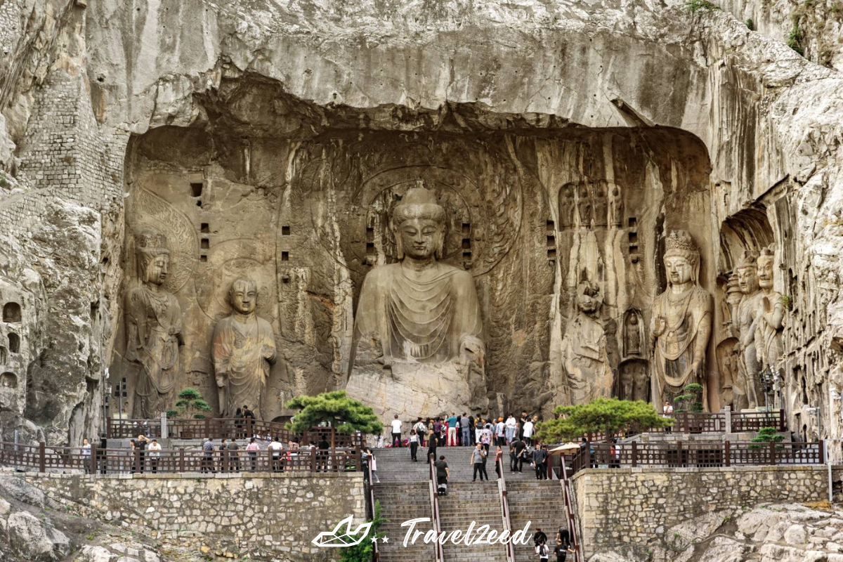 ถ้ำหลงเหมิน (Longmen Grottoes)