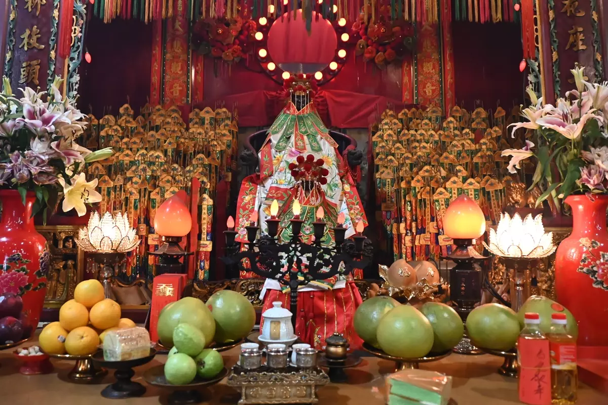 Kwun Yum Temple2