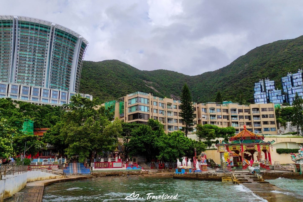 Repulse Bay beach