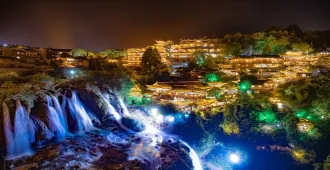 China Zhangjiajie Fenghuang Furong Zhen - ทัวร์จีน มหัศจรรย์...จางเจียเจี้ย เฟิ่งหวง ฝูหรงเจิ้น ภูเขาเจ็ดดาว (ลงร้าน)